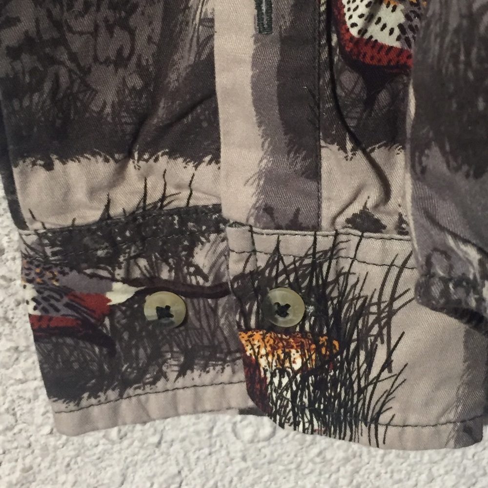 Button Down Outdoor Life SZ L 42/44 Camo Shirt - Picture 7 of 11